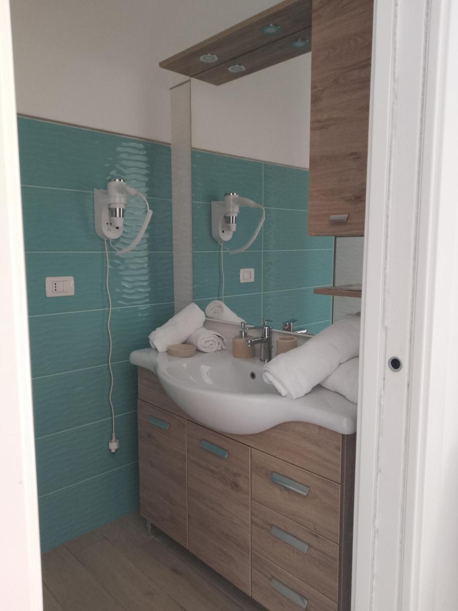 B&B Bentos Pula Di Lucarelli S Bagian luar foto